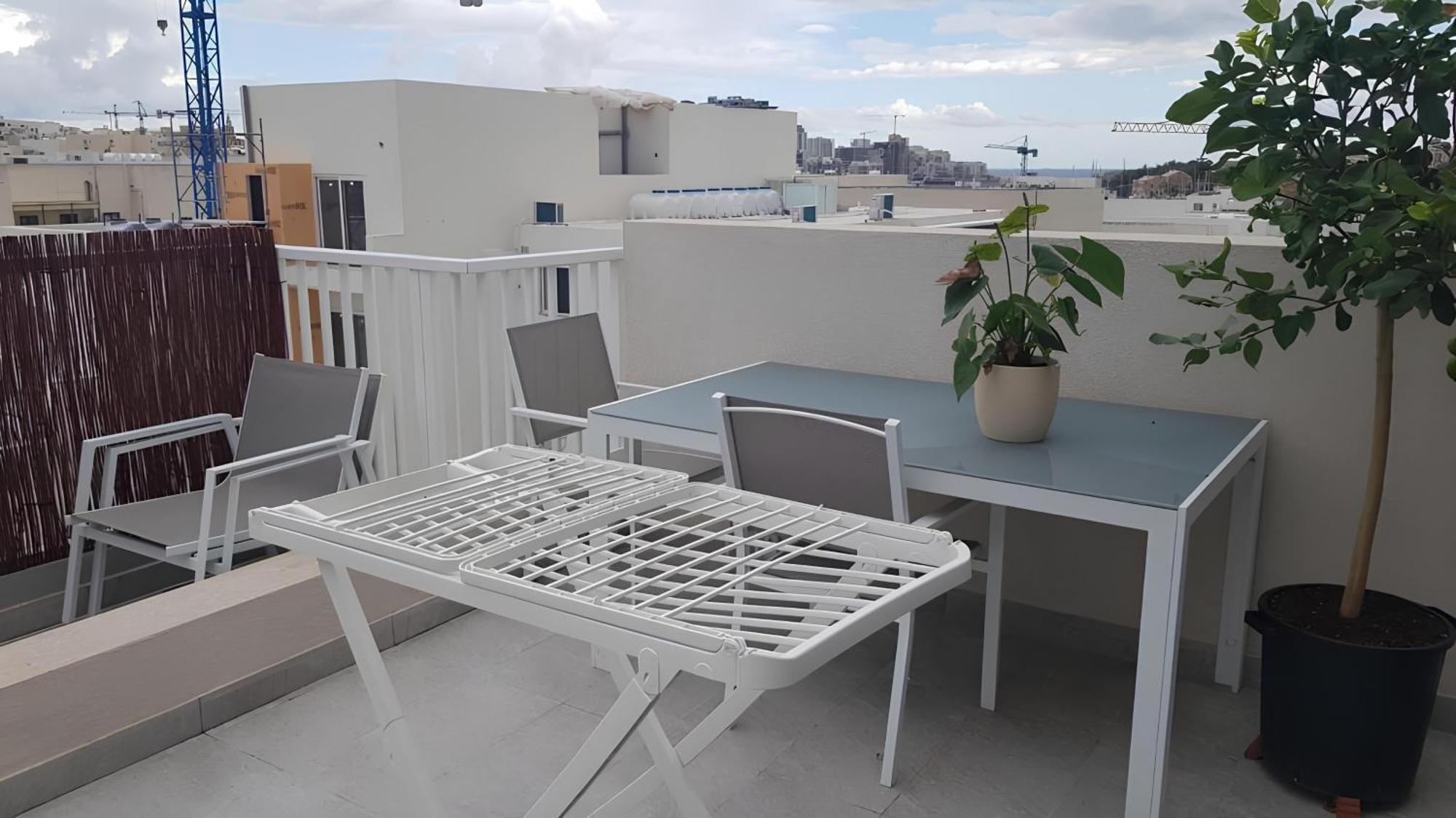 Elise Apartments Gzira Стая снимка